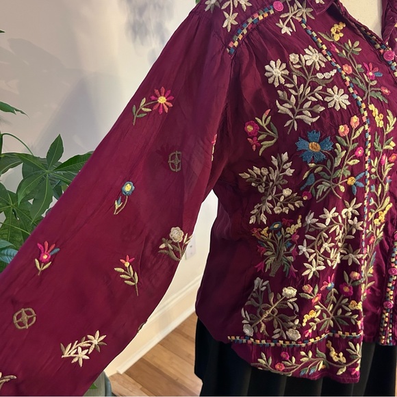 Johnny Was Bethan Embroidered Blouse in Red Wine - Picture 4 of 9